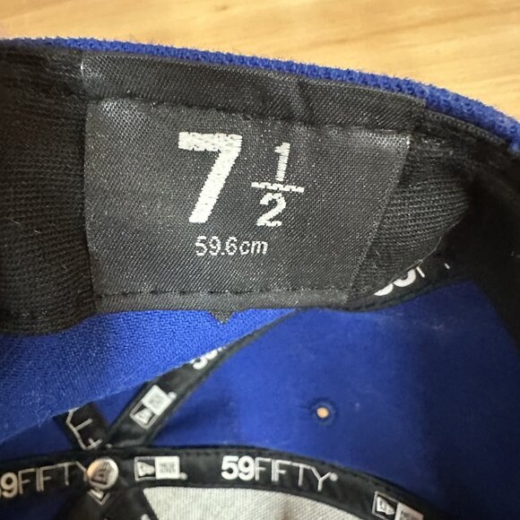 New Era 59Fifty On Field MLB Toronto Blue Jays Plain Logo Blue Fitted Hat 7 1/2 - Picture 5 of 5